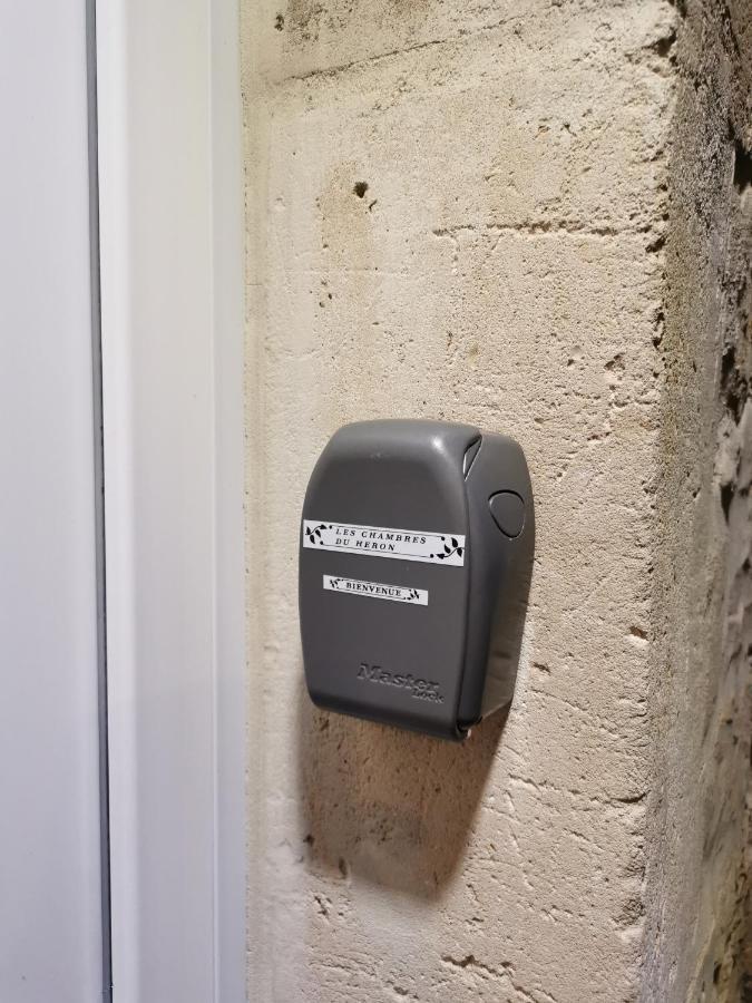Les Chambres Du Heron Chevillon  Екстериор снимка
